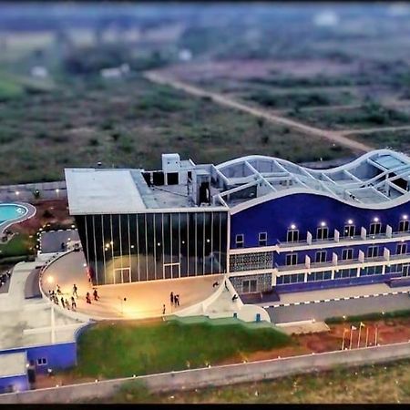 Silver Stone Park Resort, Kovilpatti ภายนอก รูปภาพ