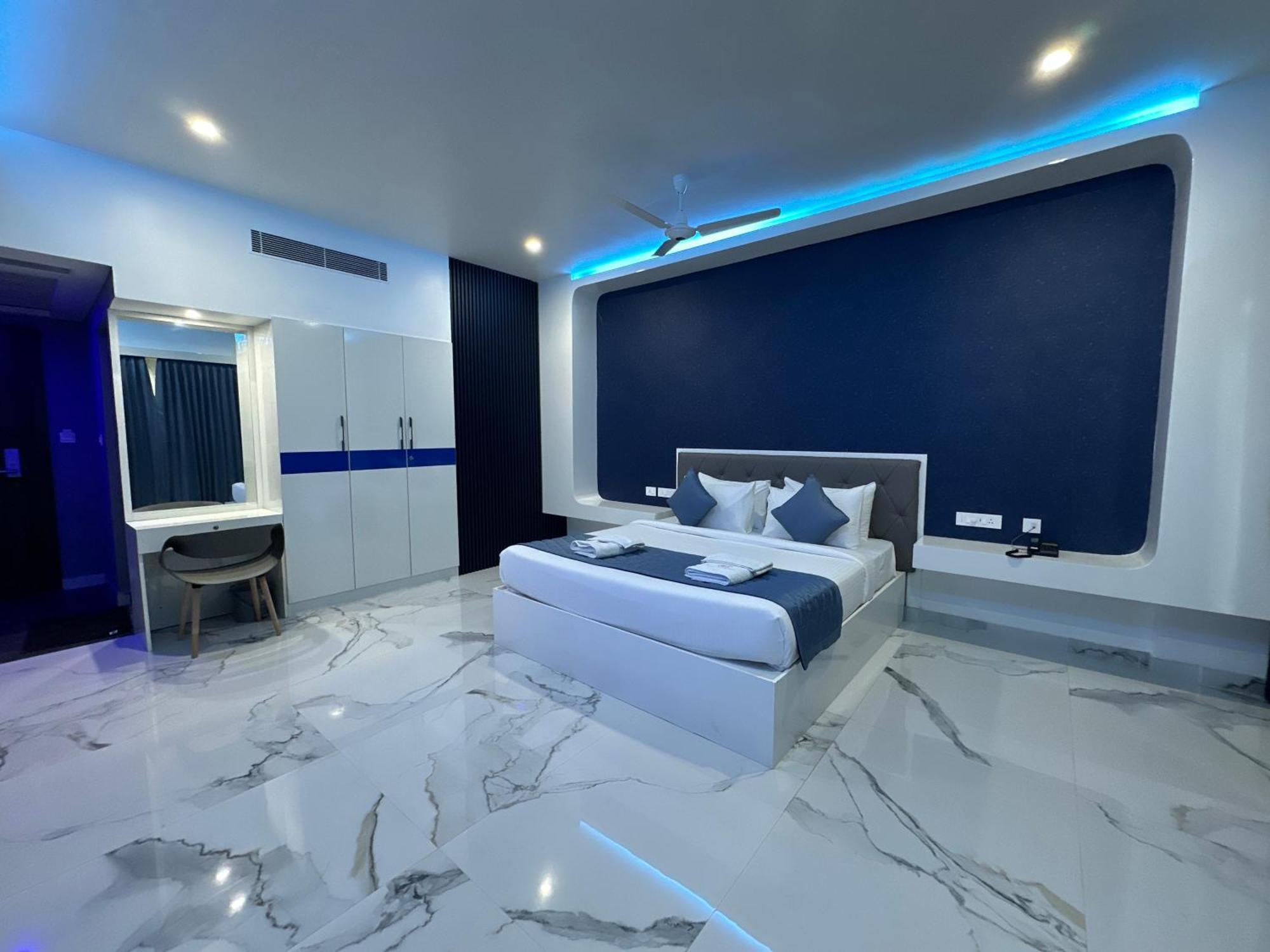 Silver Stone Park Resort, Kovilpatti ภายนอก รูปภาพ
